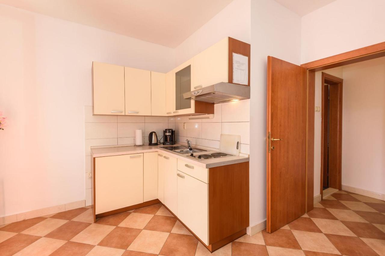 Apartments Zdravko Klek Exterior photo